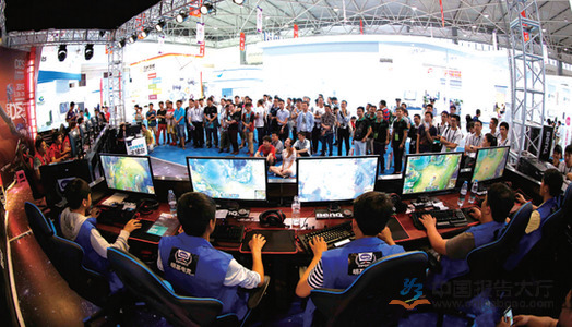 裁的简要判 裁的简要判