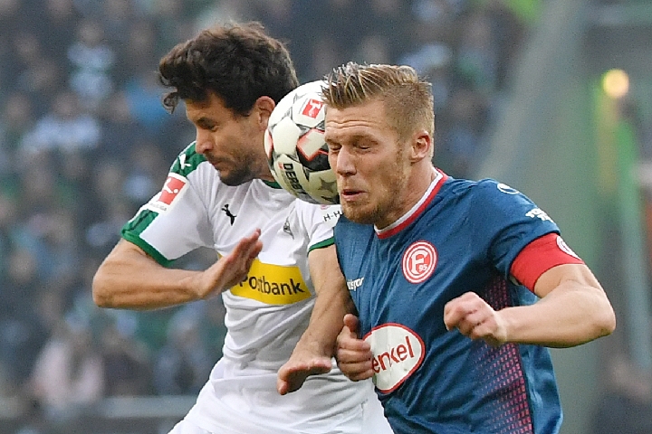 青年球员发 青年球员发